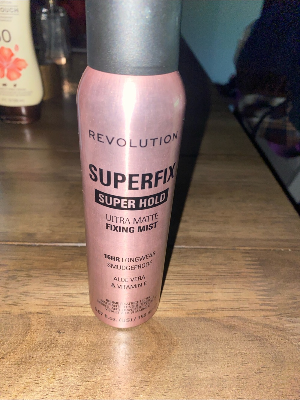 Revolution Superfix Super Hold Ultra Matte Fixing Mist - Rose Metallic Pink